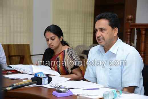 38 per cent progress in caste census works in DK, informs DC Ibrahim 3